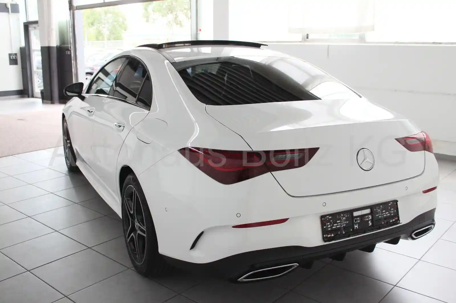 Mercedes-Benz CLA 200