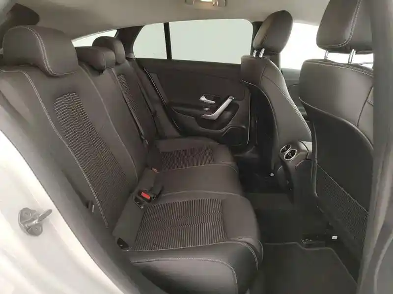 Mercedes-Benz CLA 180 Shooting Brake