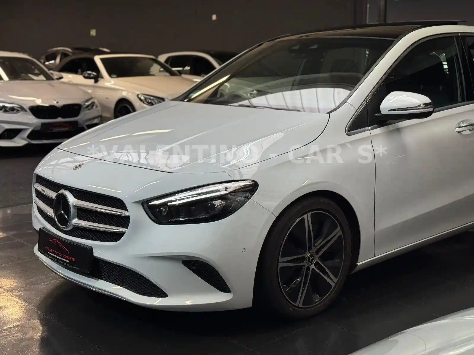 Mercedes-Benz B 220