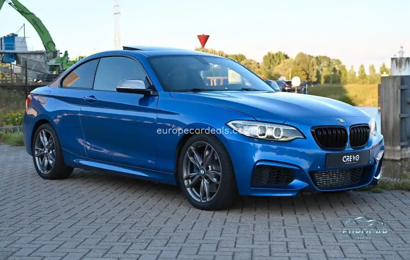 BMW M235