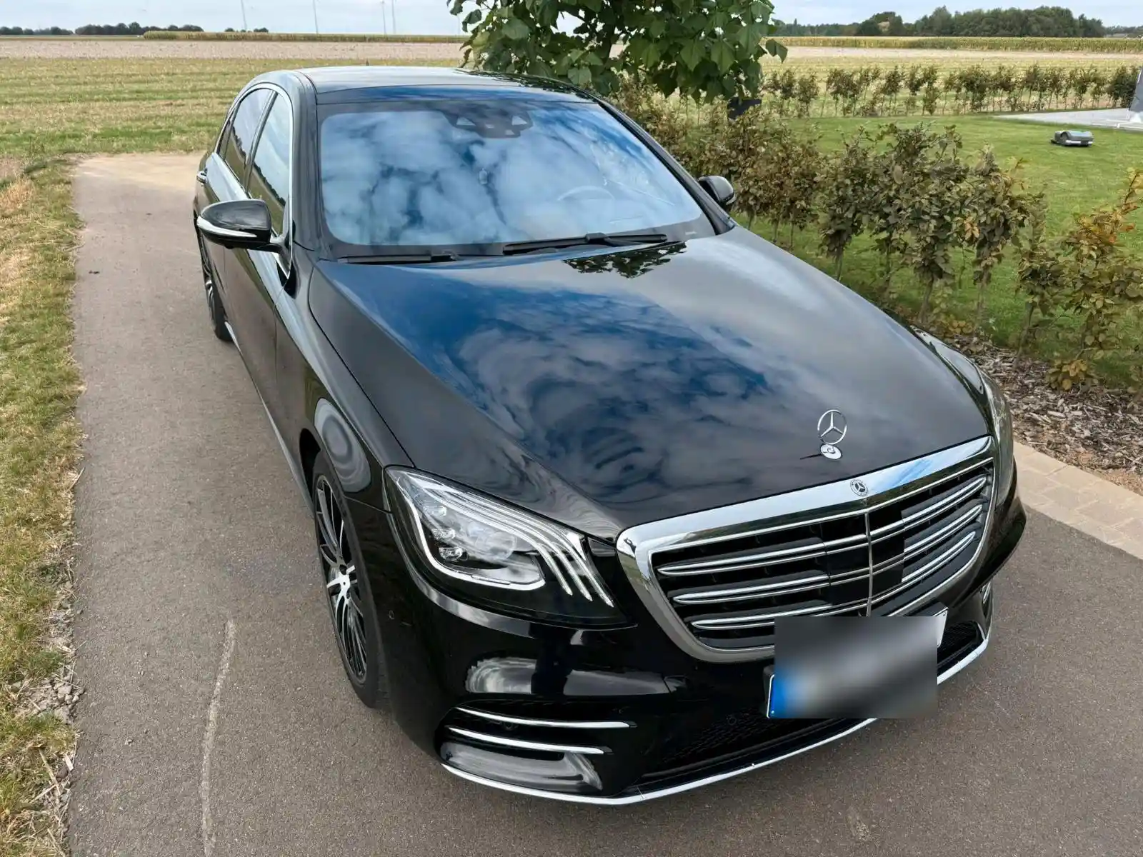 Mercedes-Benz S 560
