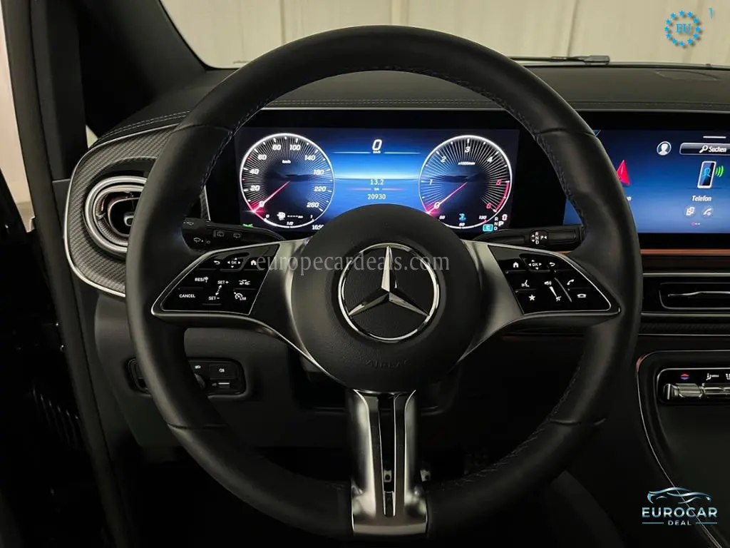 Mercedes-Benz V 220