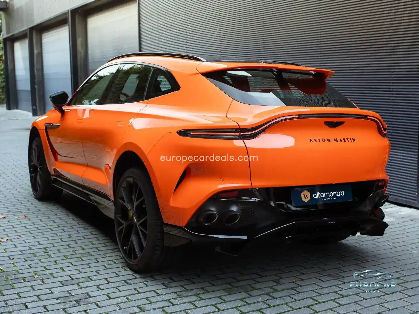 Aston Martin DBX