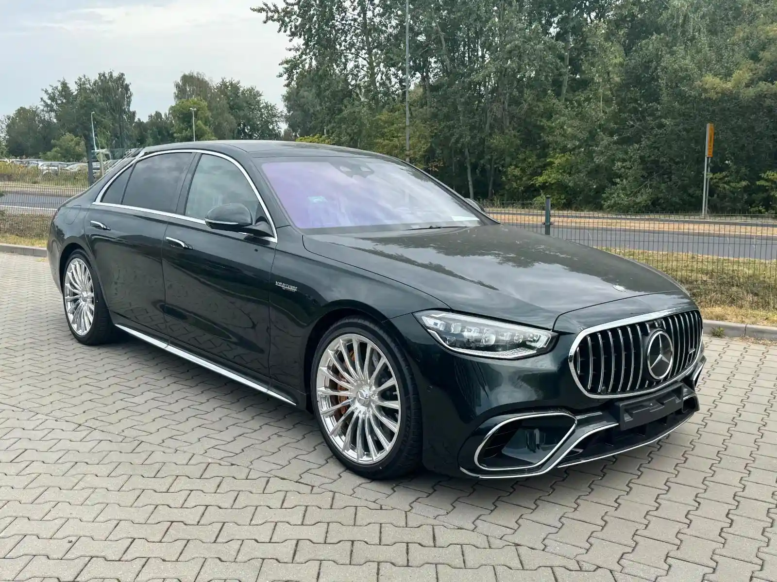 Mercedes-Benz S 63 AMG