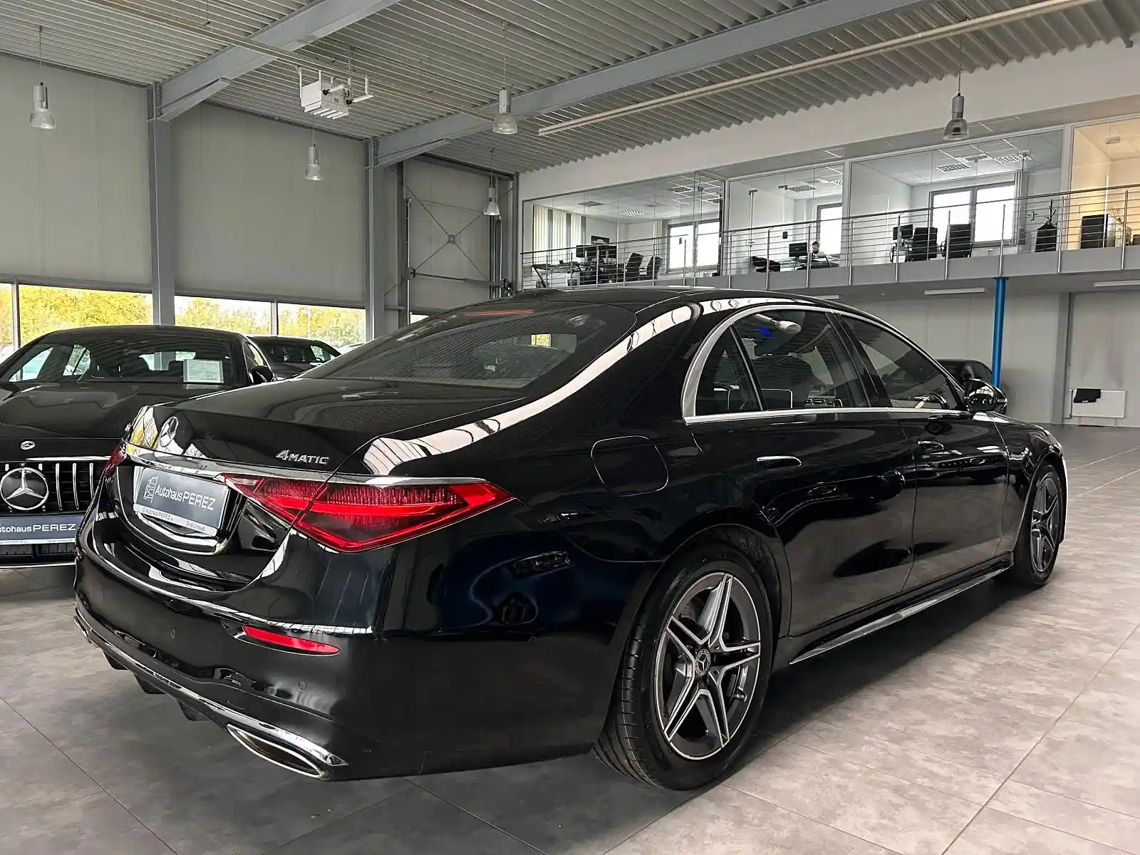 Mercedes-Benz S 500