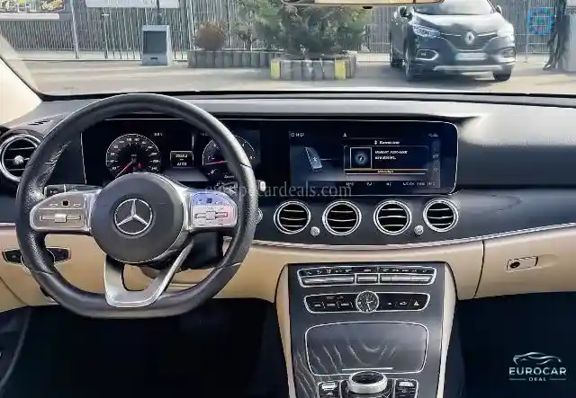 Mercedes-Benz E 400