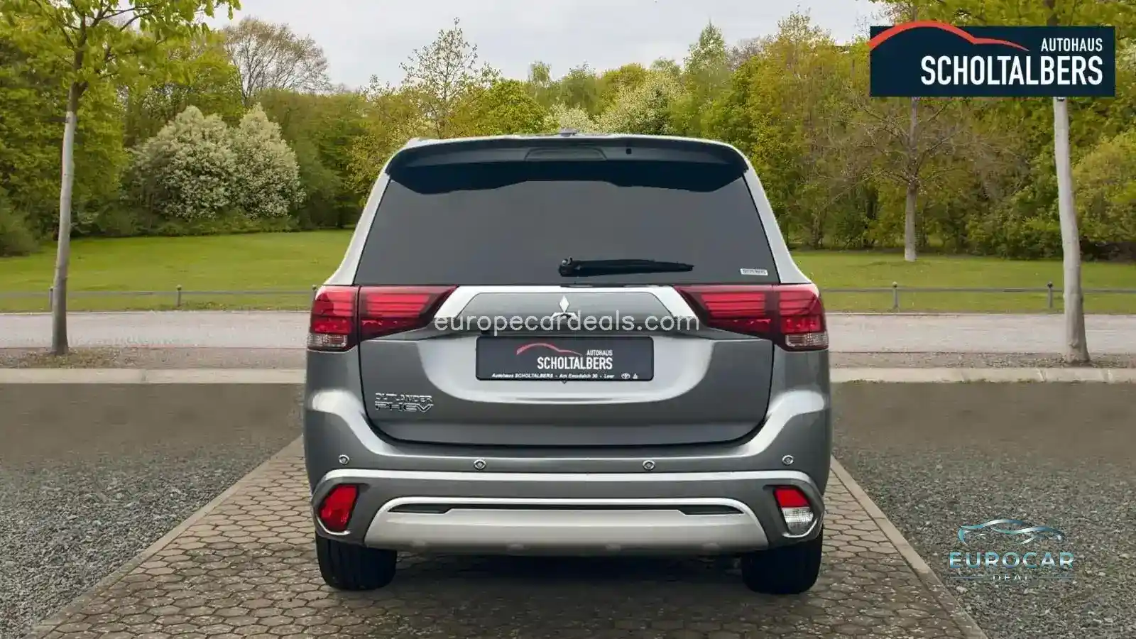 Mitsubishi Plug-in Hybrid Outlander