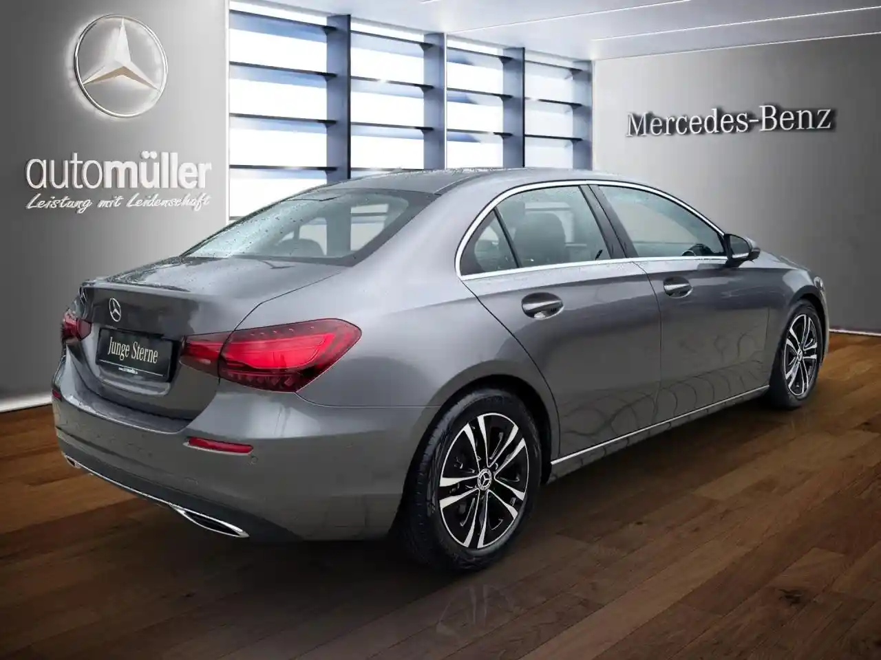 Mercedes-Benz A 180