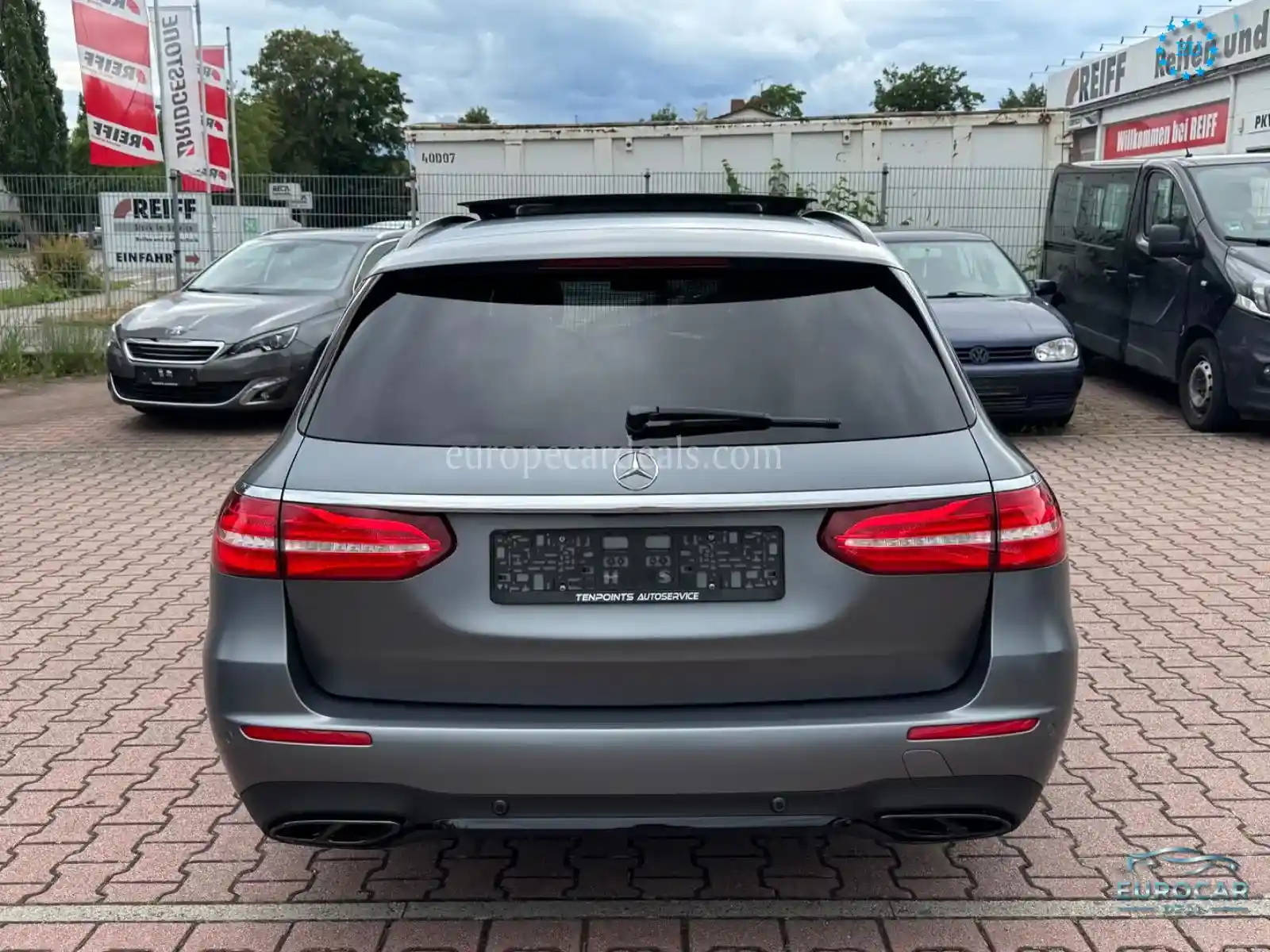 Mercedes-Benz E 400