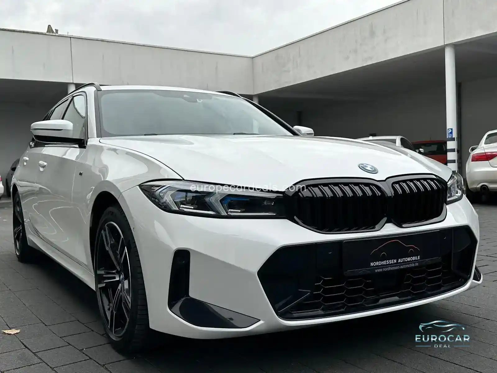 BMW 330