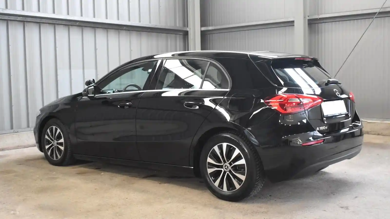 Mercedes-Benz A 180