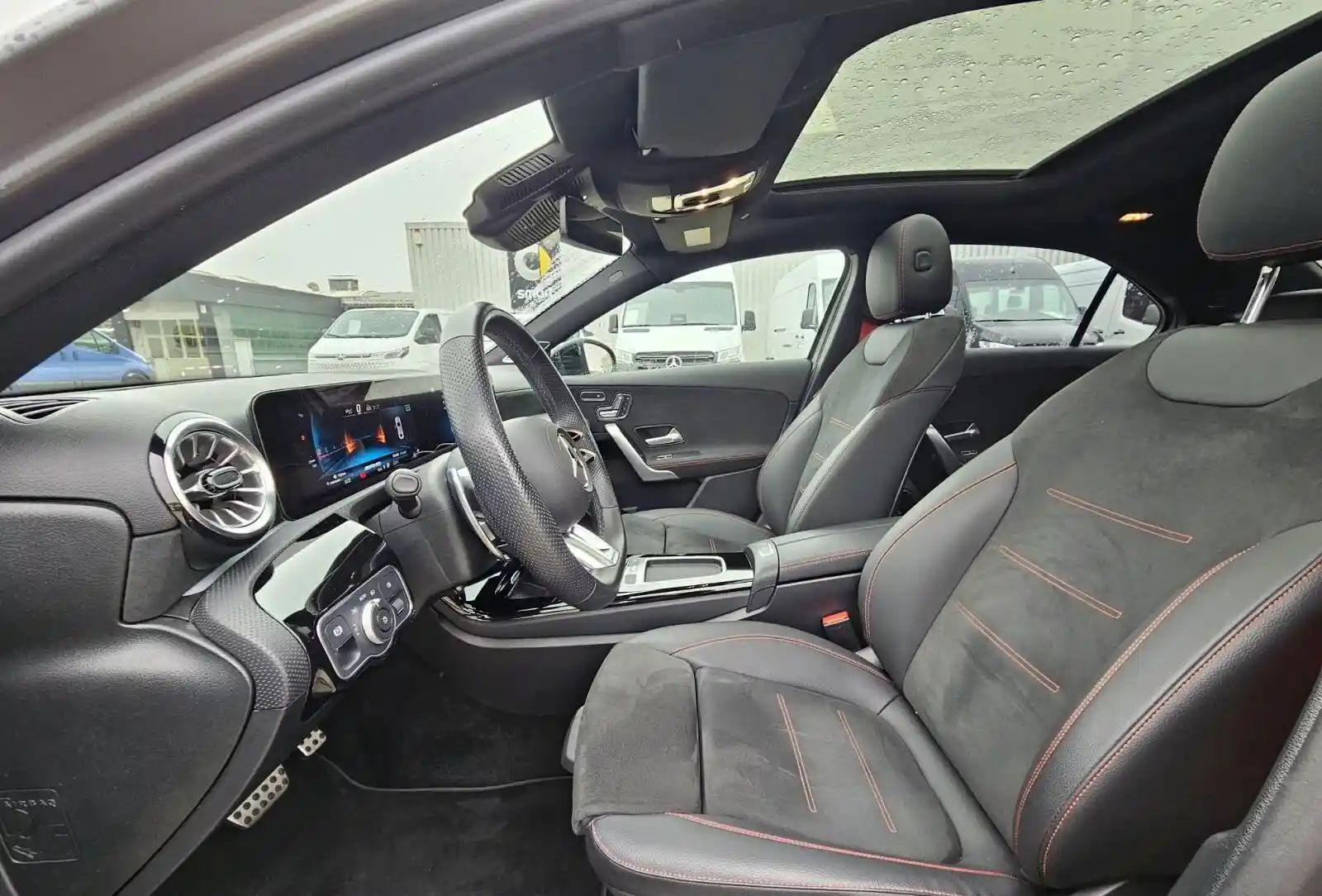 Mercedes-Benz A 35 AMG