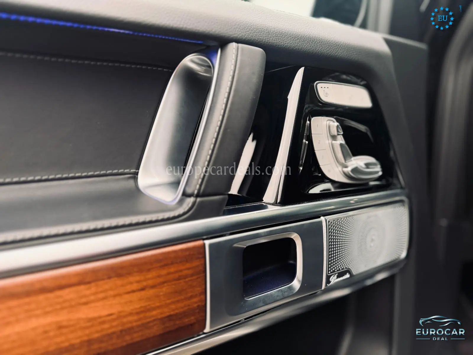 Mercedes-Benz G 500