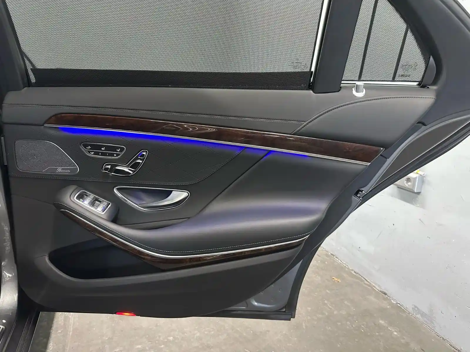 Mercedes-Benz S 600