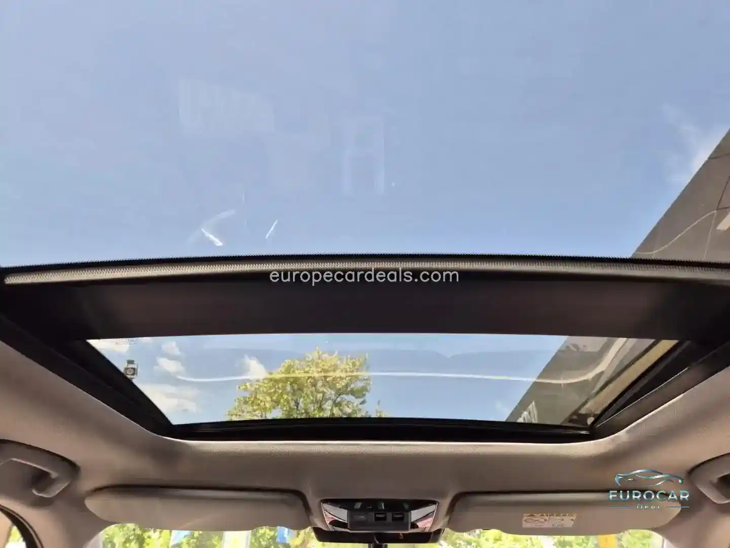 Mitsubishi Plug-in Hybrid Outlander
