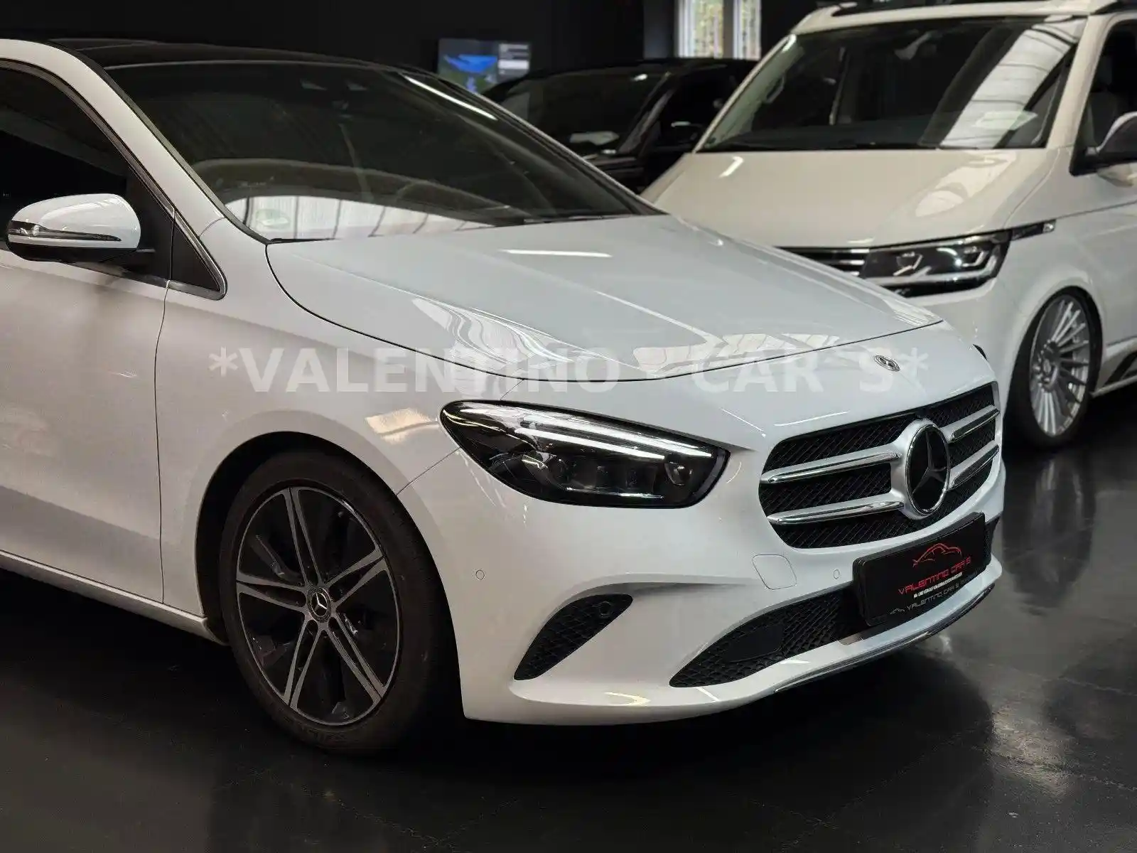 Mercedes-Benz B 220