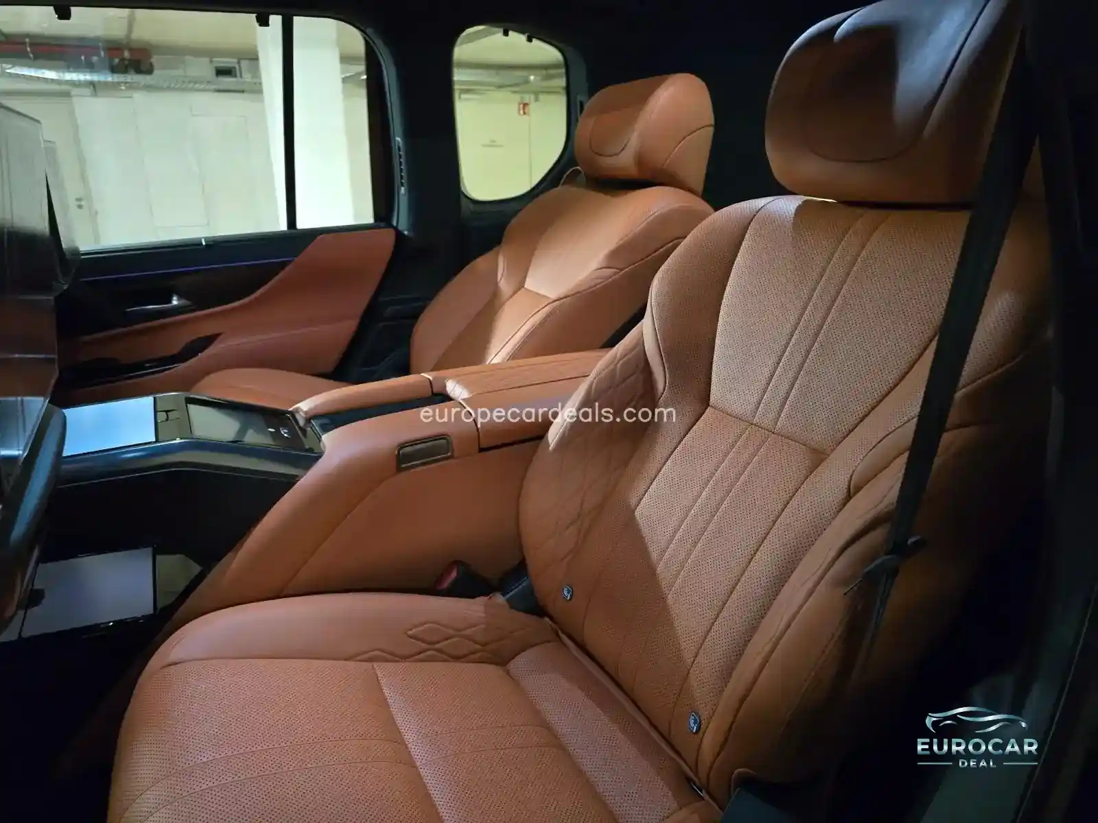 Lexus LX 600