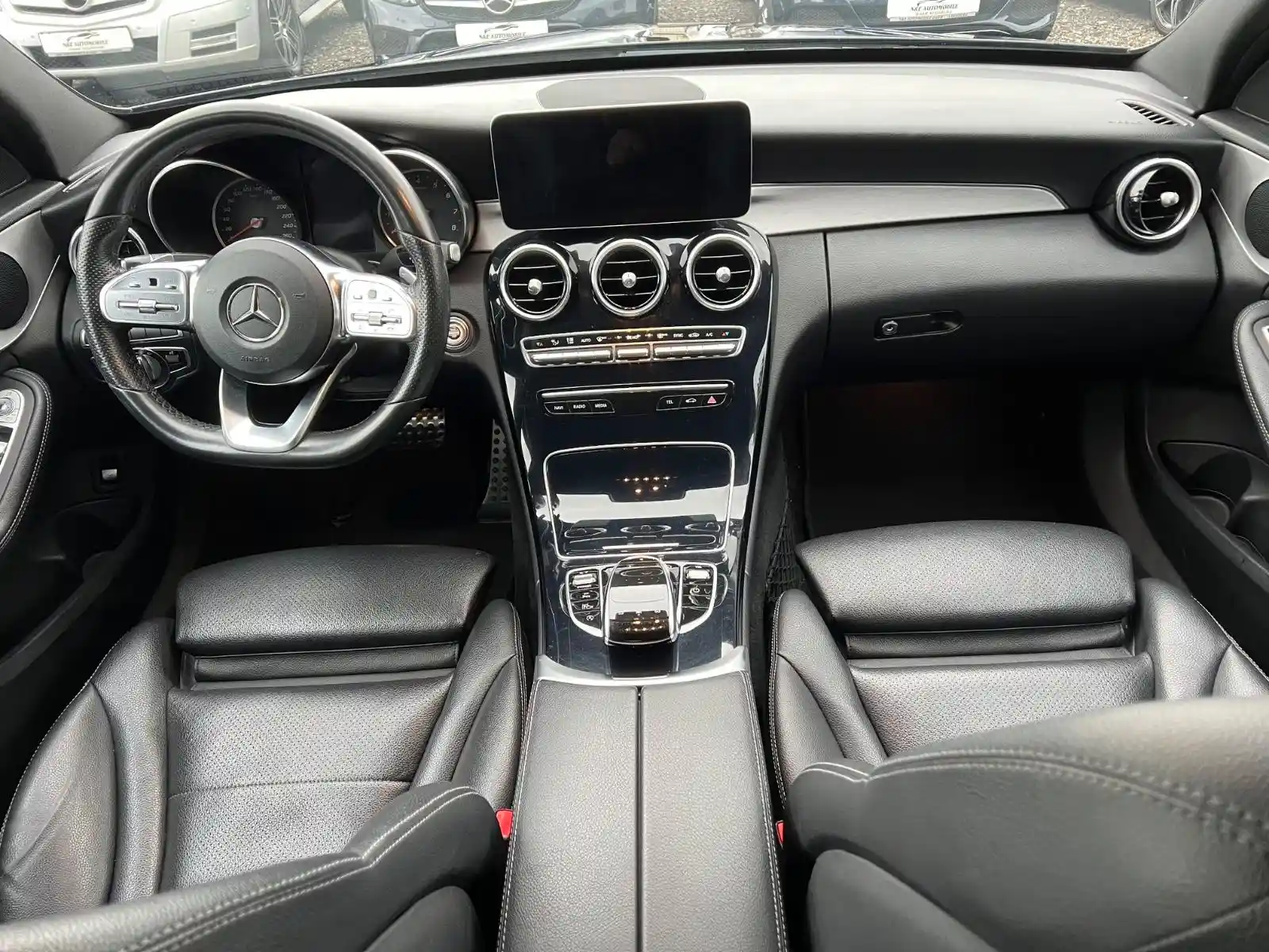 Mercedes-Benz C 180