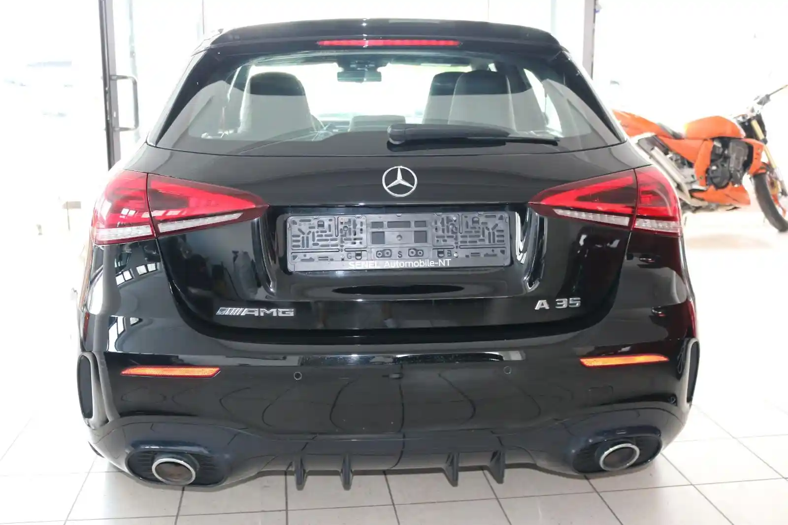 Mercedes-Benz A 35 AMG