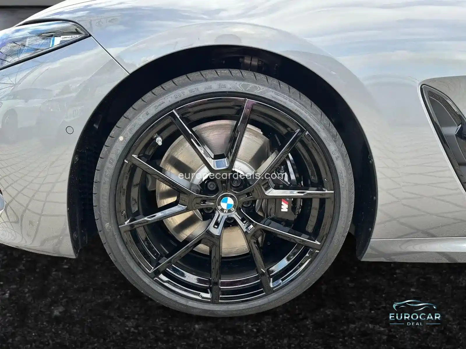BMW M850