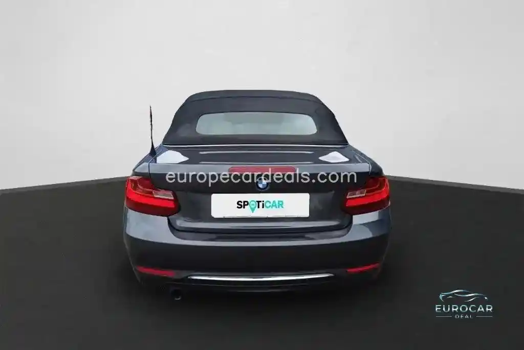 BMW 218