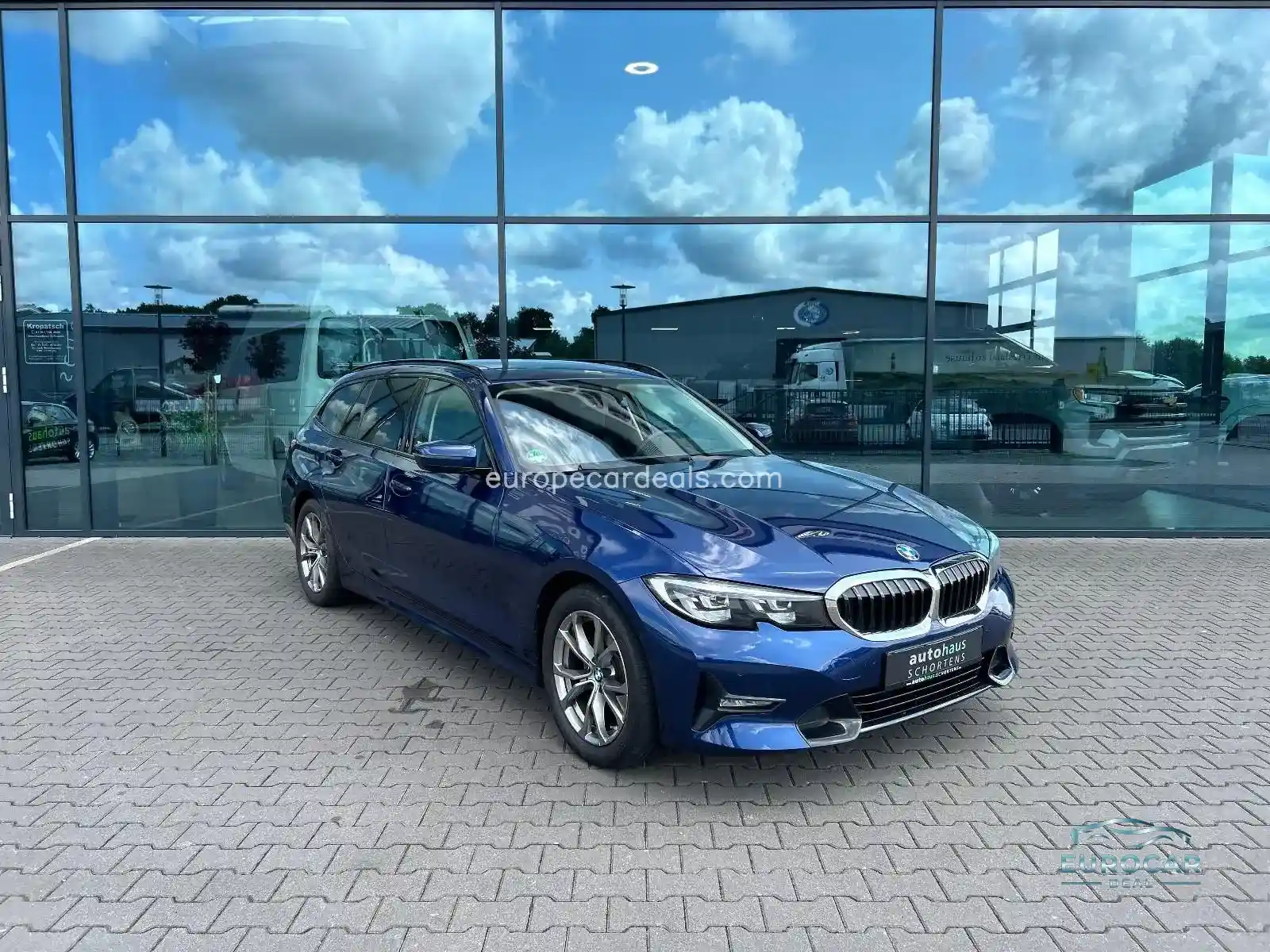 BMW 320