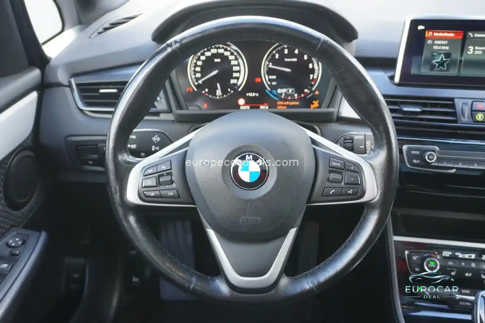 BMW 218