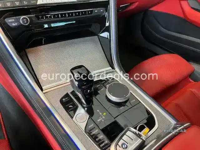 BMW 840