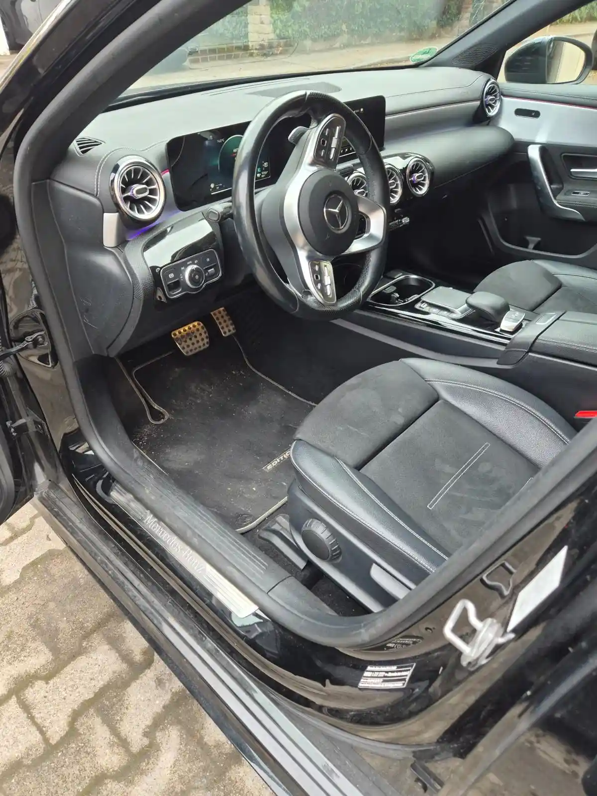 Mercedes-Benz A 250