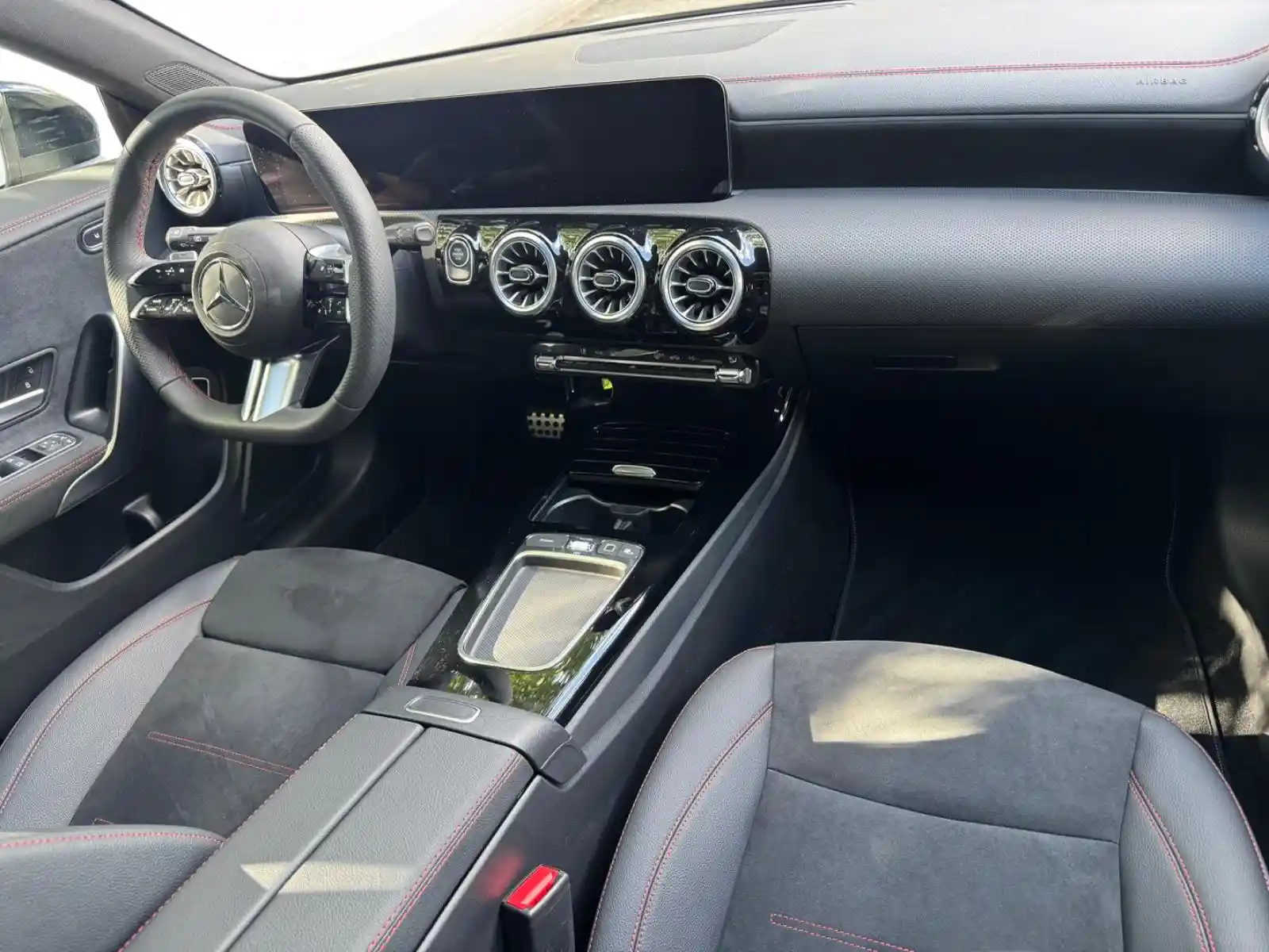 Mercedes-Benz CLA 200 Shooting Brake