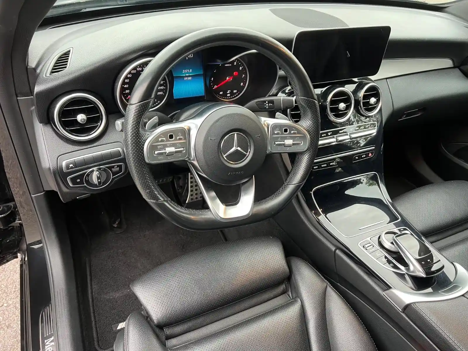 Mercedes-Benz C 180