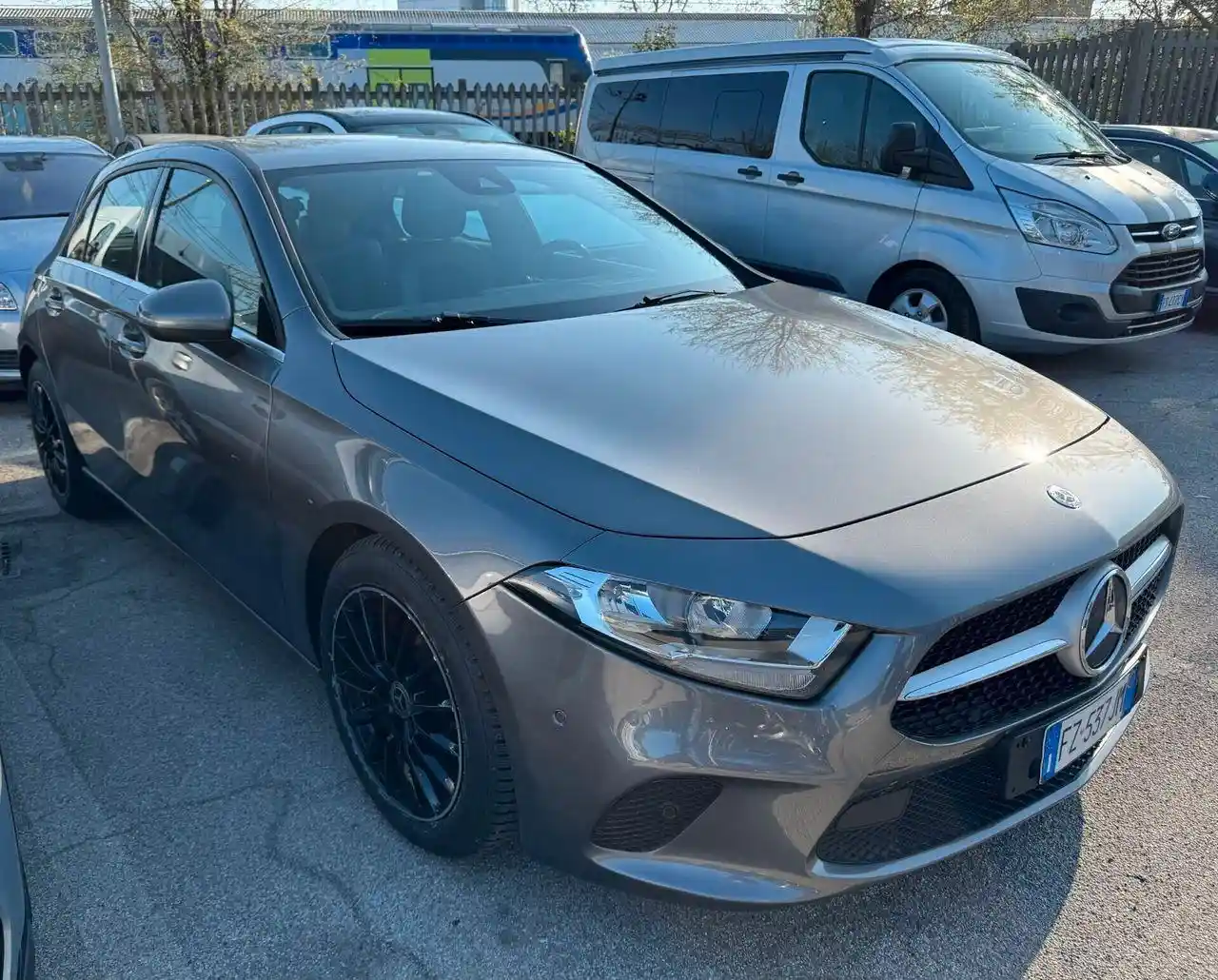 Mercedes-Benz A 180
