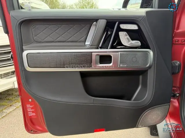 Mercedes-Benz G 500