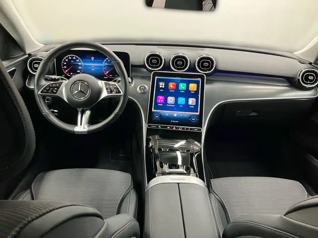 Mercedes-Benz C 180