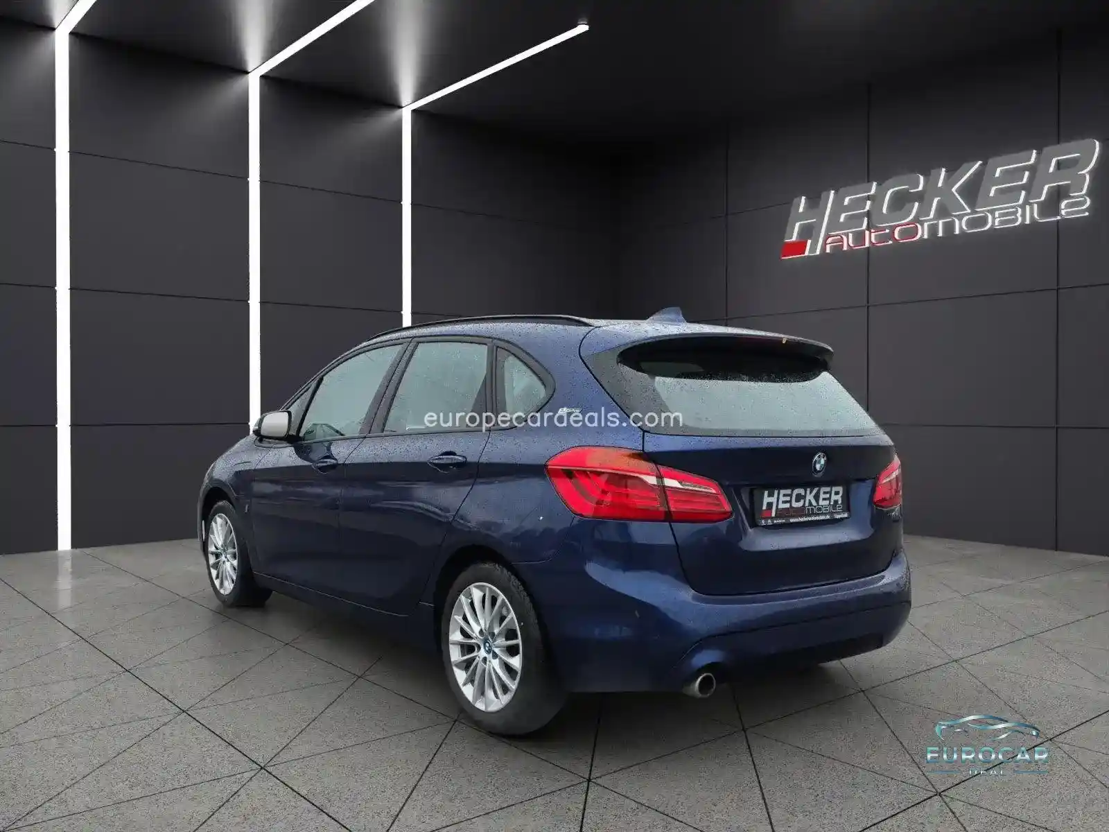 BMW 225