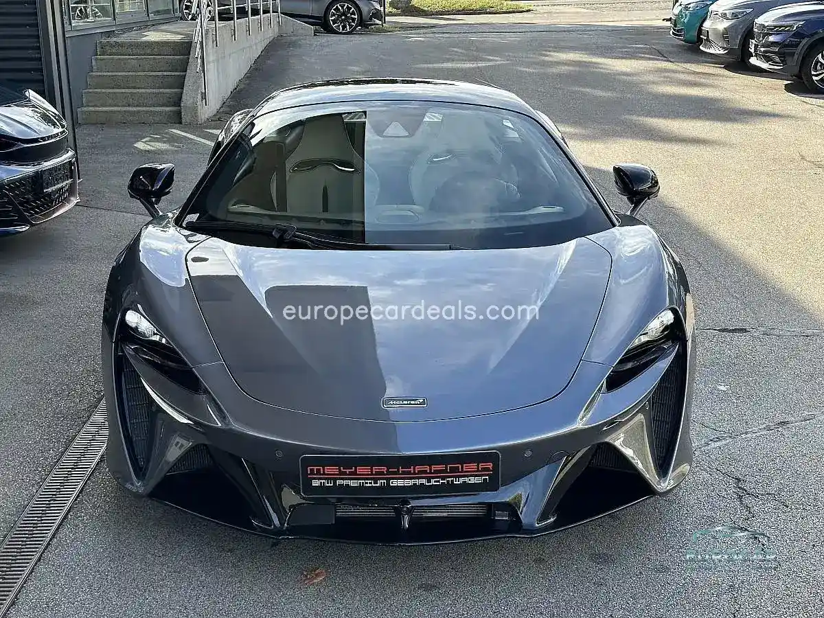 McLaren Artura