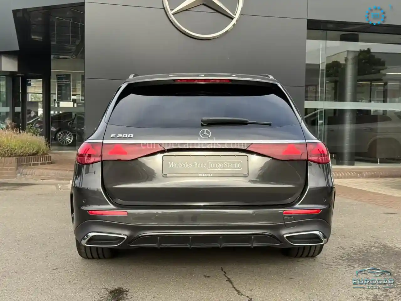Mercedes-Benz E 200