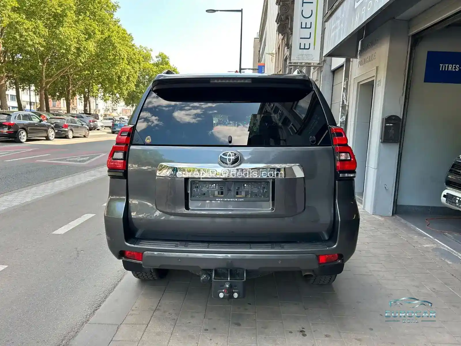 Toyota Land Cruiser