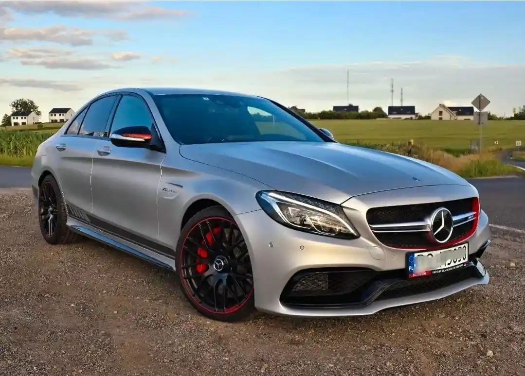 Mercedes-Benz C 63 AMG