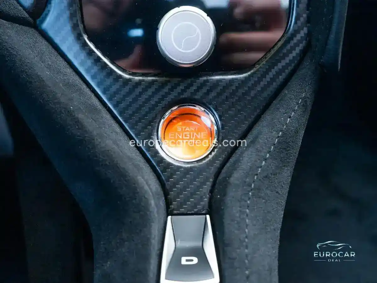 McLaren 750S