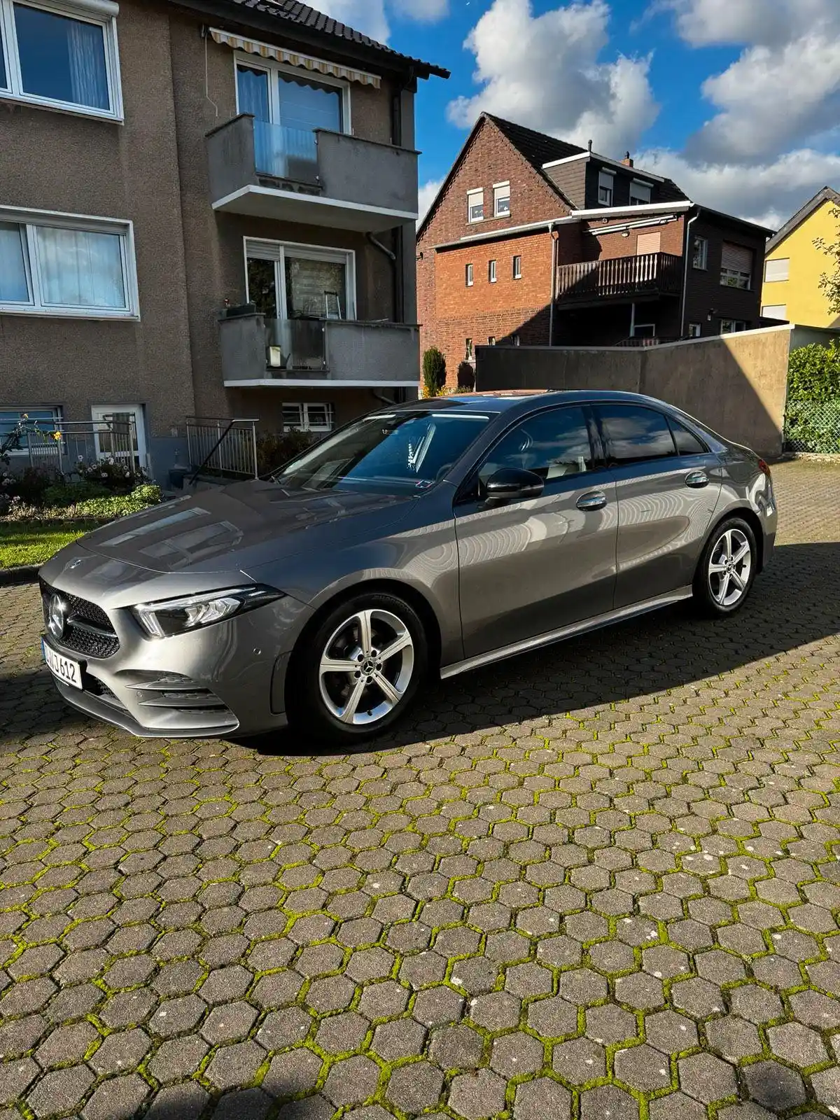 Mercedes-Benz A 200
