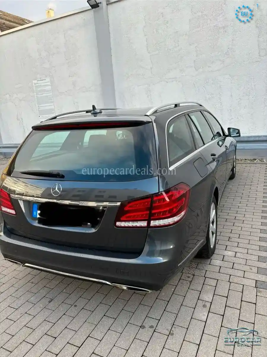 Mercedes-Benz E 220