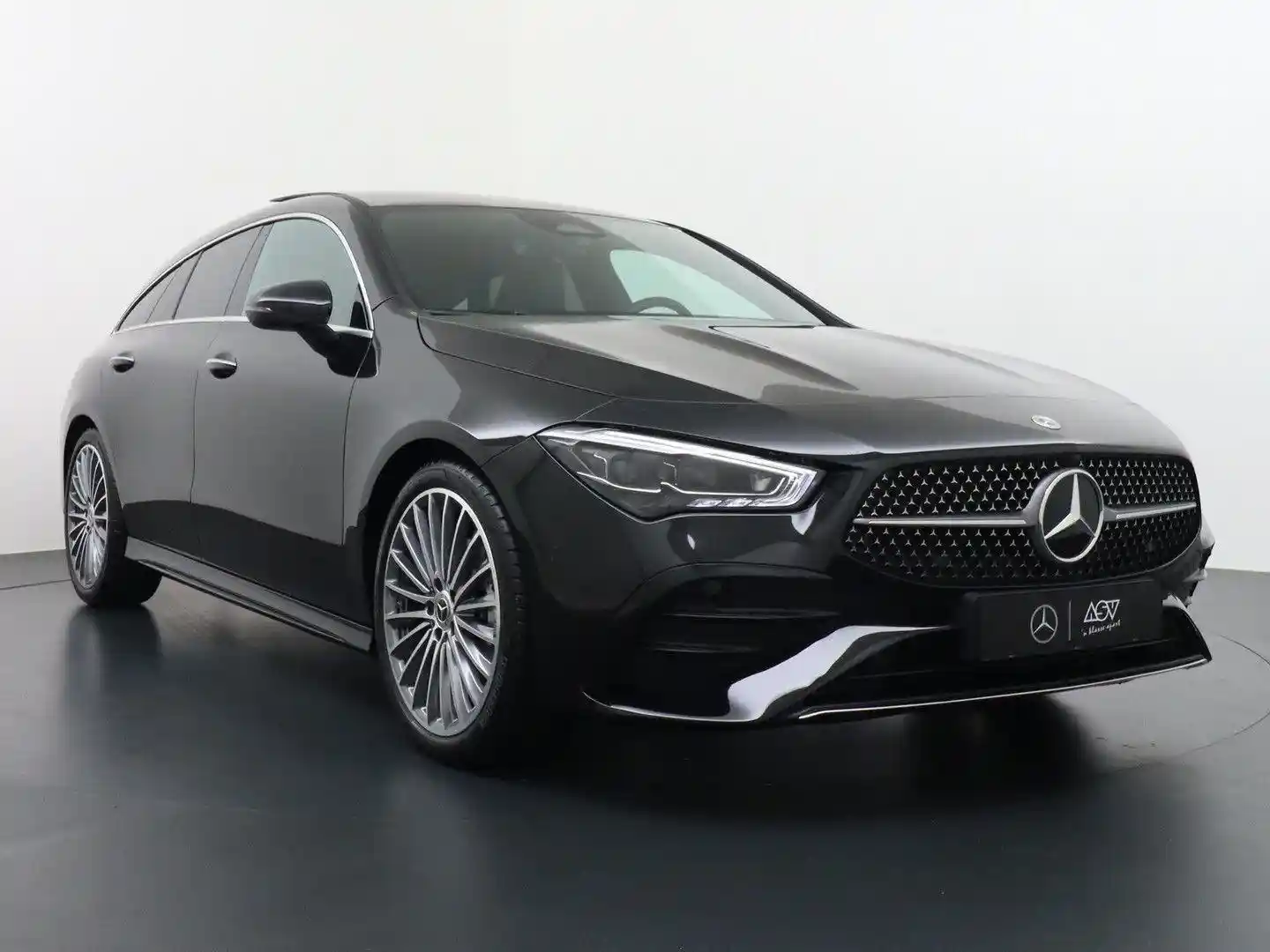 Mercedes-Benz CLA 180 Shooting Brake