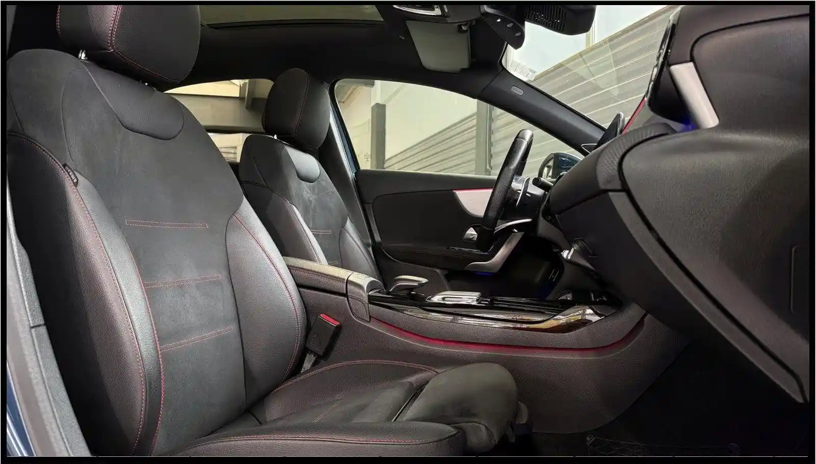 Mercedes-Benz A 35 AMG