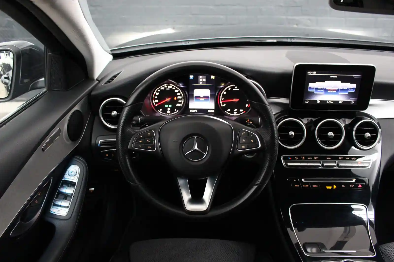 Mercedes-Benz C 180
