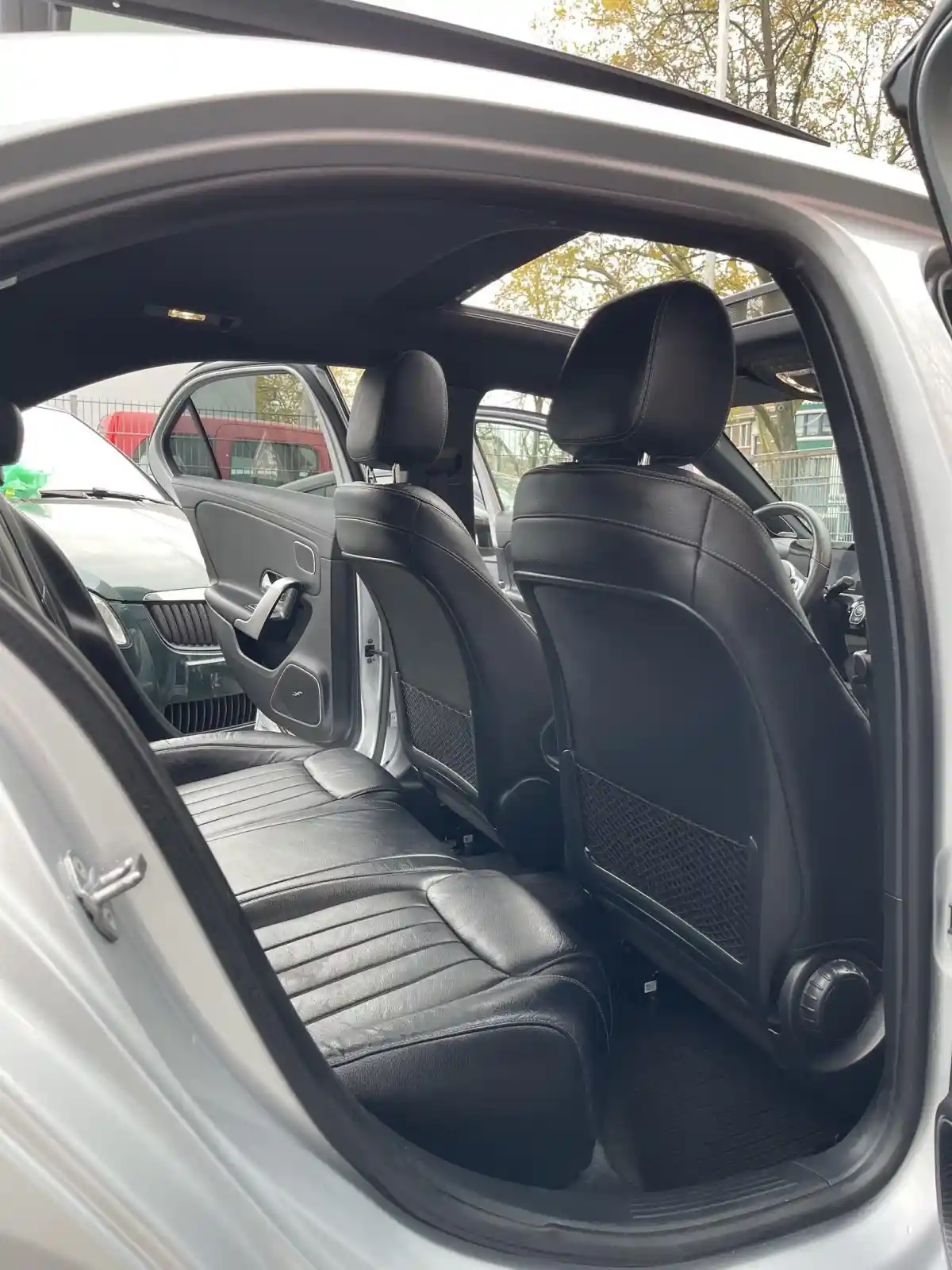 Mercedes-Benz A 220