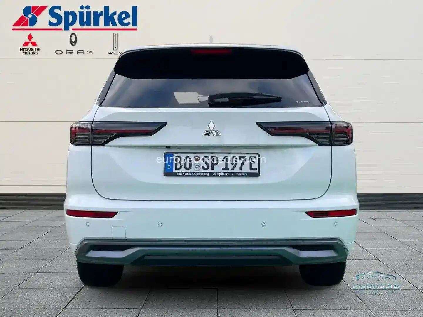 Mitsubishi Plug-in Hybrid Outlander