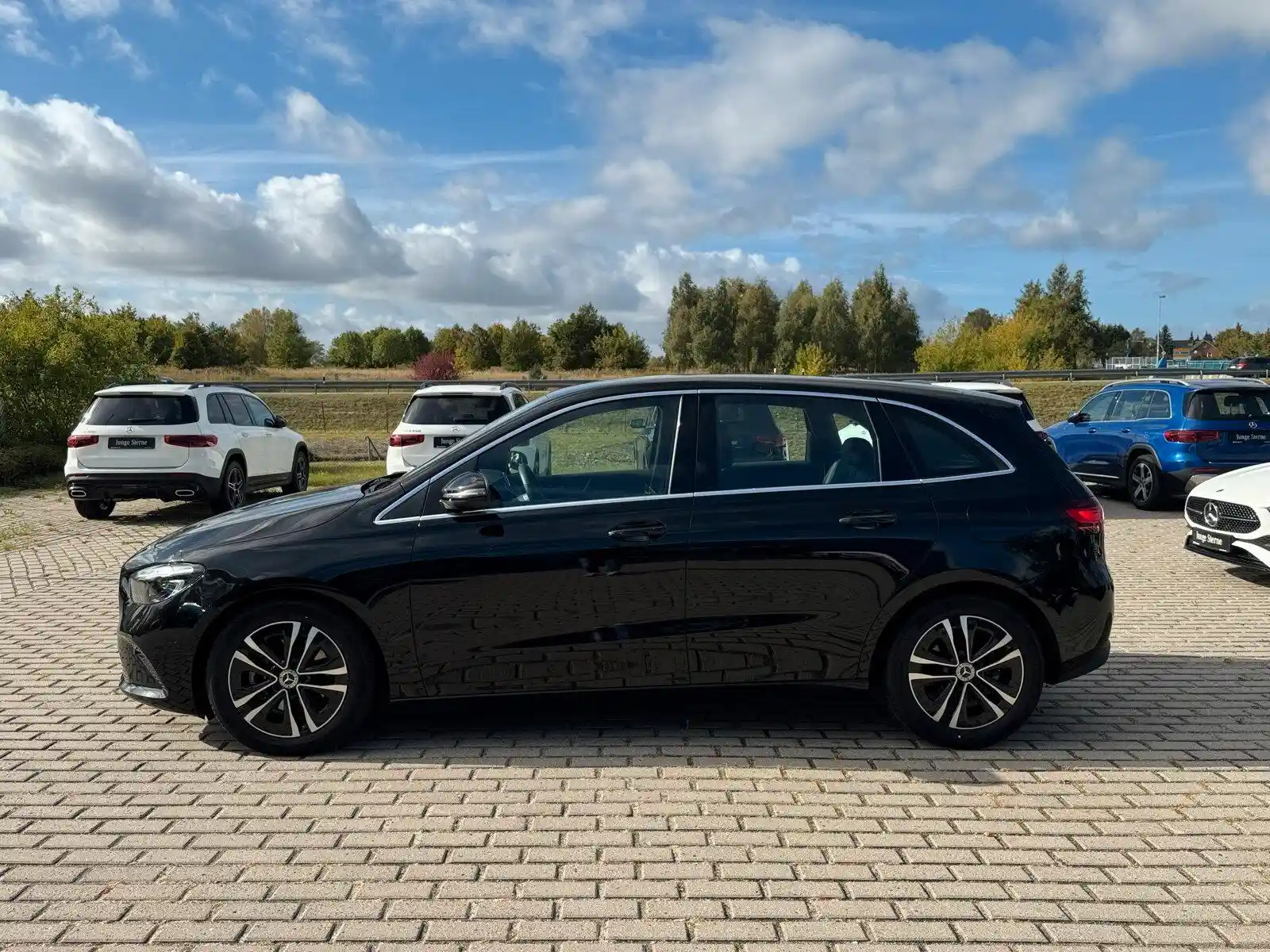 Mercedes-Benz B 200
