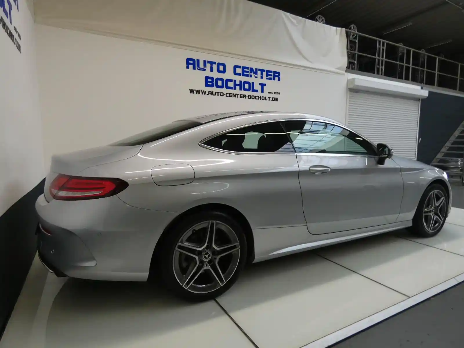 Mercedes-Benz C 300