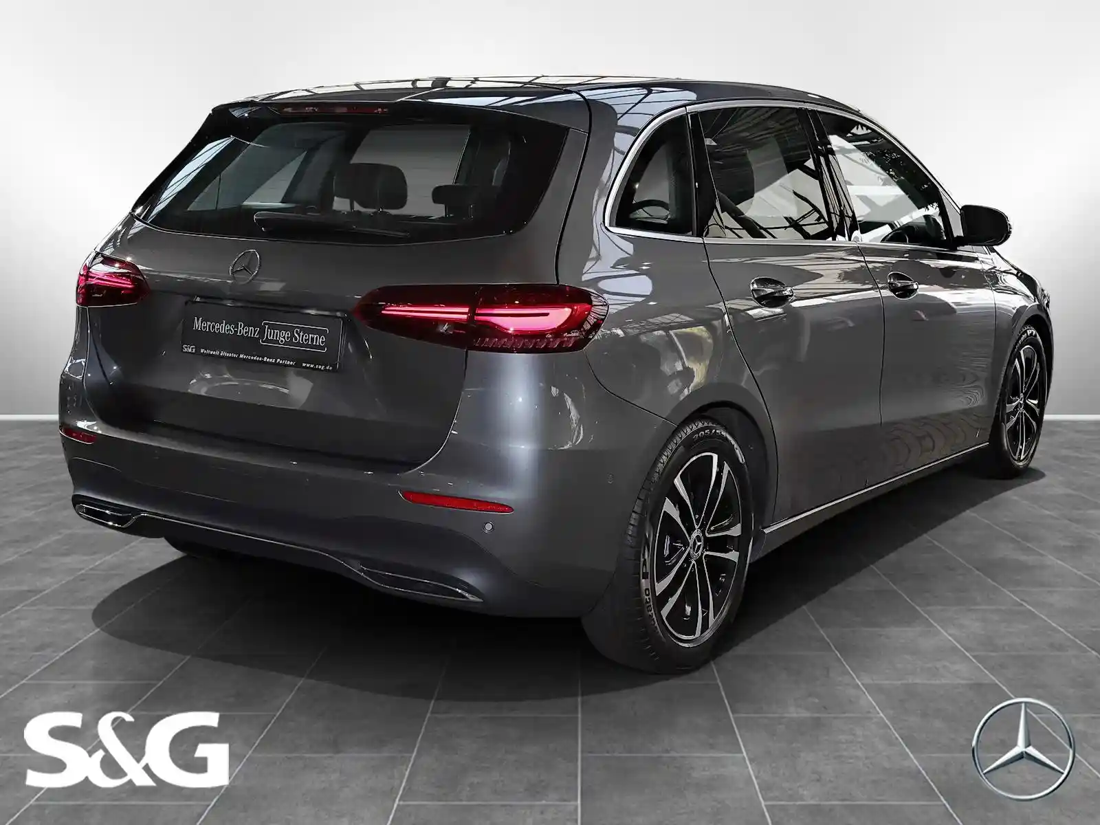 Mercedes-Benz B 200